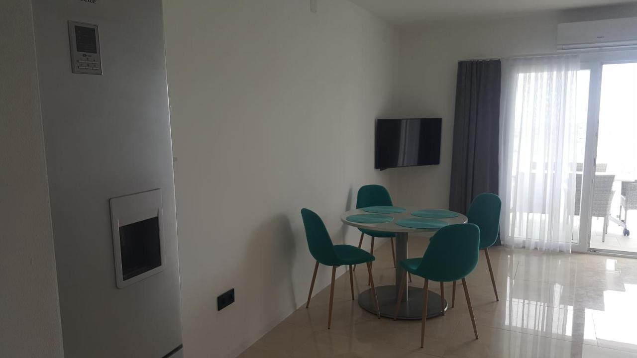 Mayana Apartment Cesarica Exterior photo