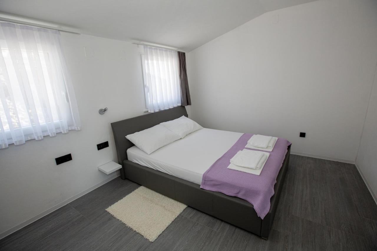 Mayana Apartment Cesarica Exterior photo